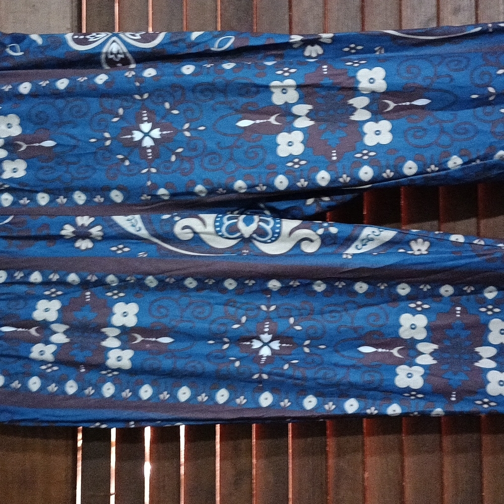 Blue & Brown stretch pants